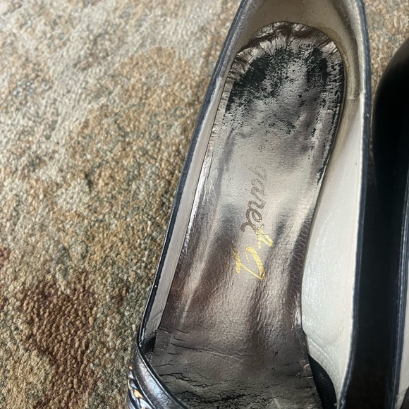 Vintage Margaret J heels with beautiful designs - Picture 4 of 9